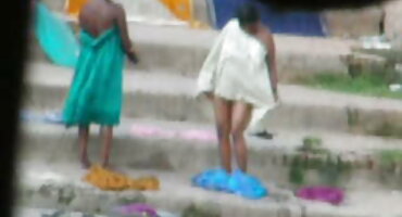 phim nhật sex Cô trải dài trên dương vật của một người phim xx đàn ông trẻ hơn.