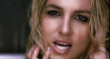 sex co dau Charlotte Sartre được fucked bởi một anh chàng sex moi hay da đen.